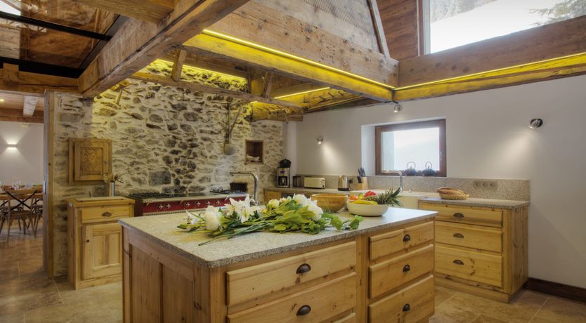 Photo of Mountain Moon