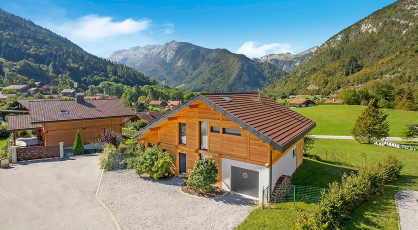 Photo of Rolling Mountains