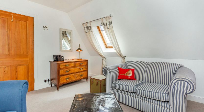 Photo of Deer & Buzzards