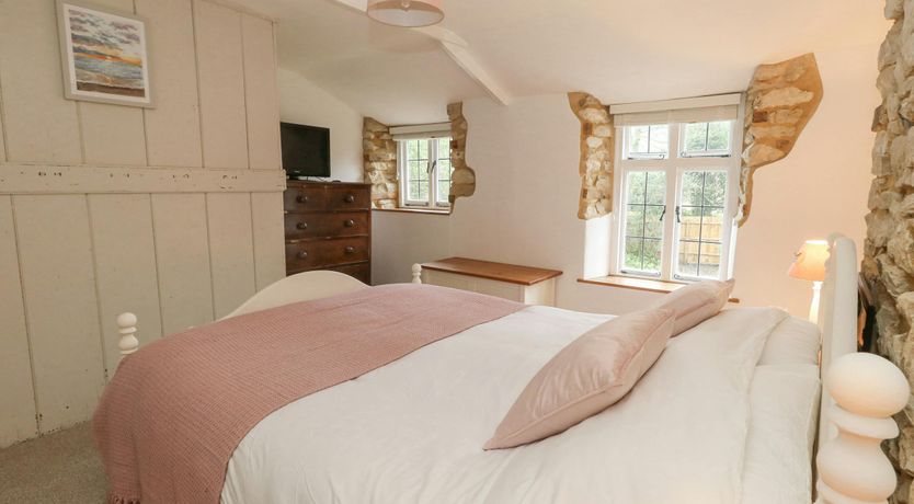 Photo of Jurassic Coast Hideaway