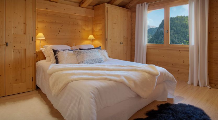 Photo of Snow-Kissed Spirit