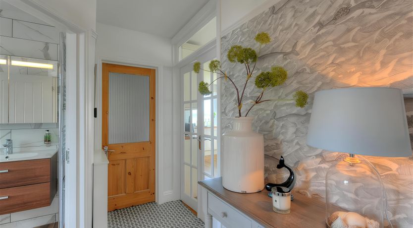 Photo of The Fossil Hunter