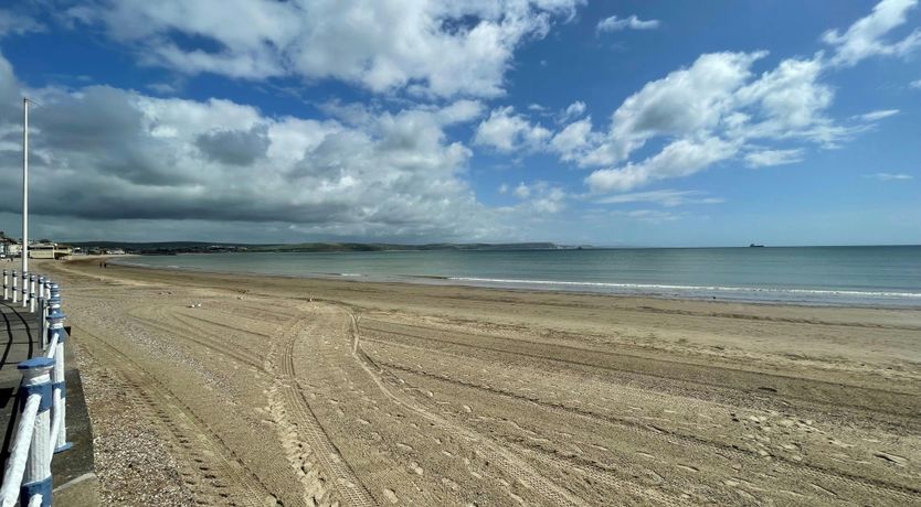 Photo of Golden Sand