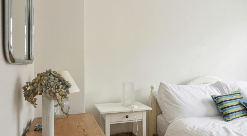 Photo of Wisteria Waves