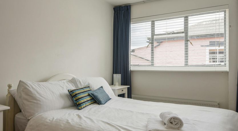 Photo of Wisteria Waves