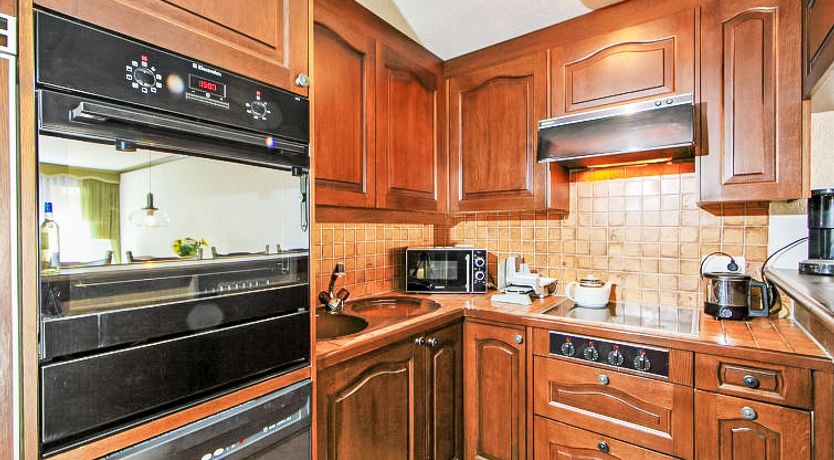 Photo of Zen Stecken A