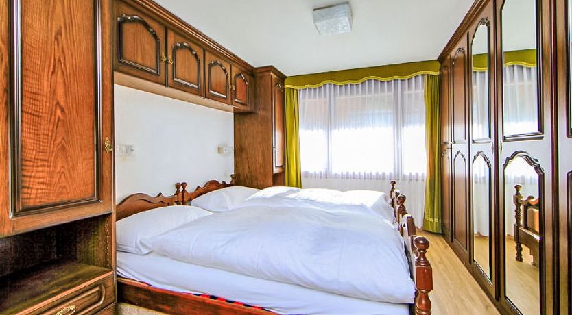 Photo of Zen Stecken A