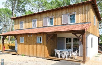 Les Dunes Apartment 2 Holiday Home