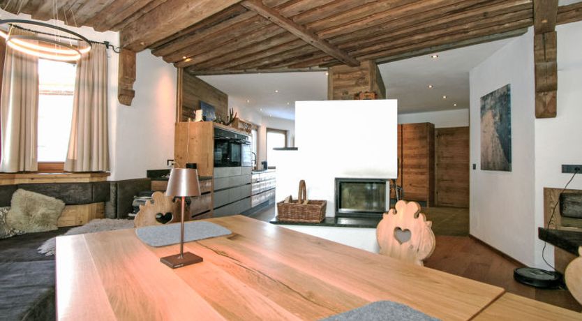 Photo of Data.Castle - Ski in Ski out