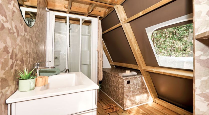 Photo of Luxury Tent Apartment 7