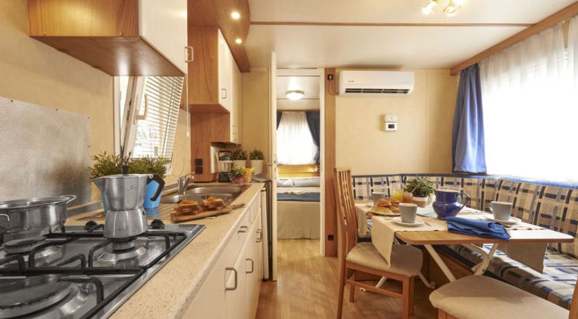 Photo of Maxi Caravan Deluxe Apartment 4