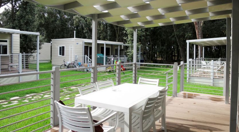 Photo of Maxi Caravan Capri Apartment 2