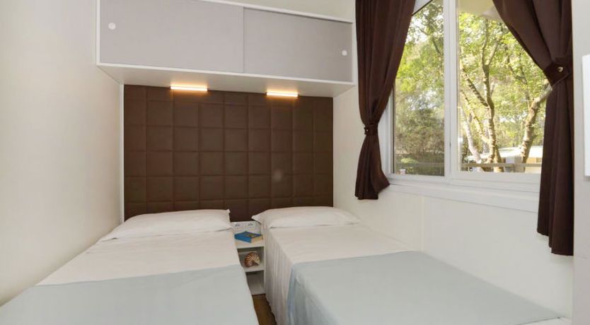 Photo of Maxi Caravan Capri Apartment 2