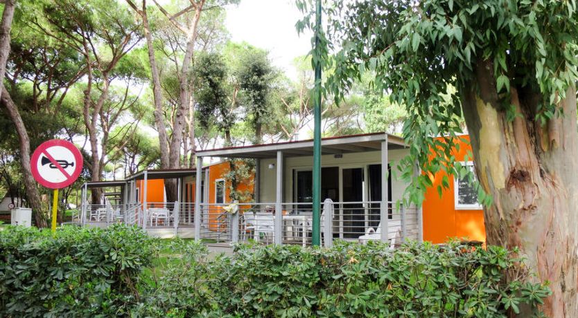 Photo of Maxi Caravan Ischia