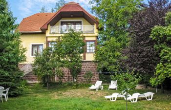 Csonka Holiday Home