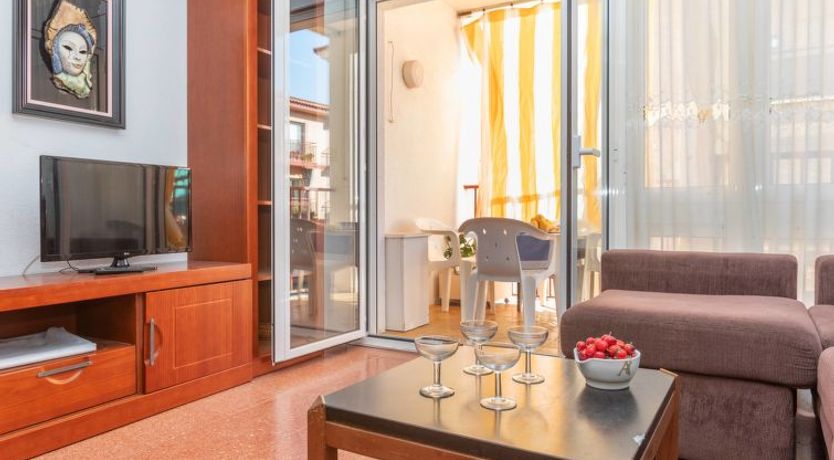 Photo of Edificio Garcomar I Apartment 2