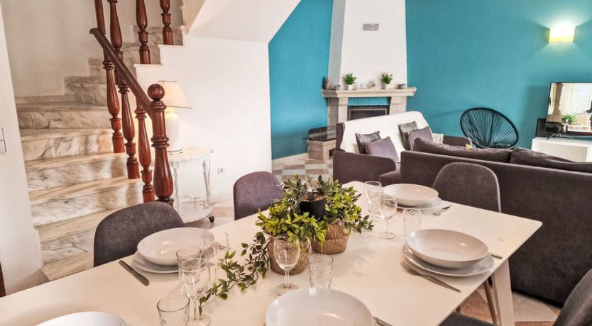 Photo of V2 Caliços