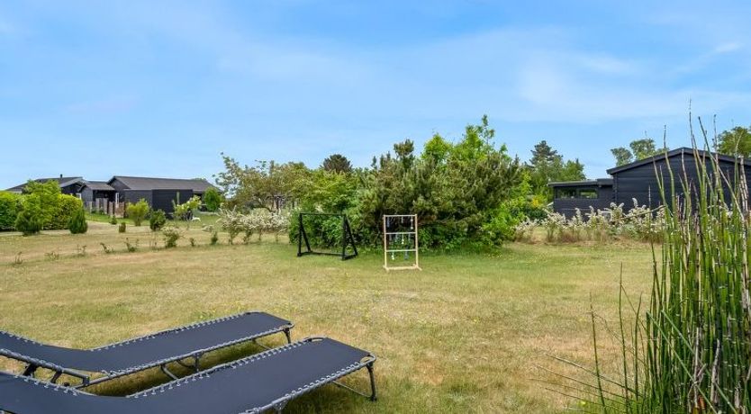 Photo of "Blomma" - 1km from the sea