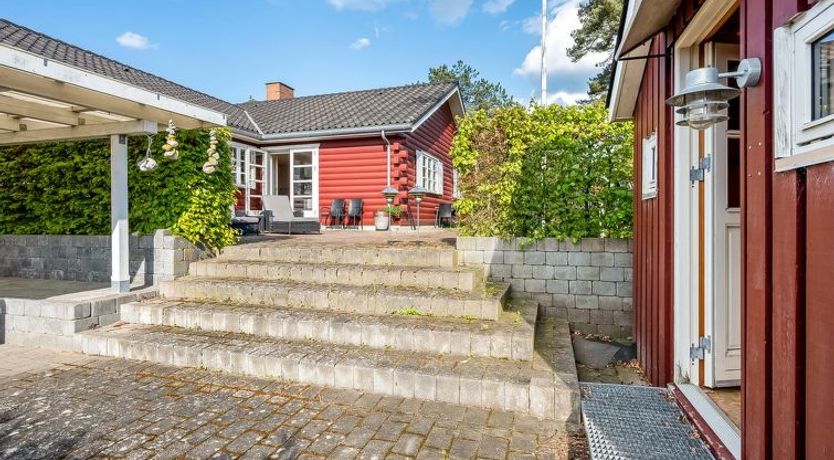 Photo of "Ingert" - 1km from the sea