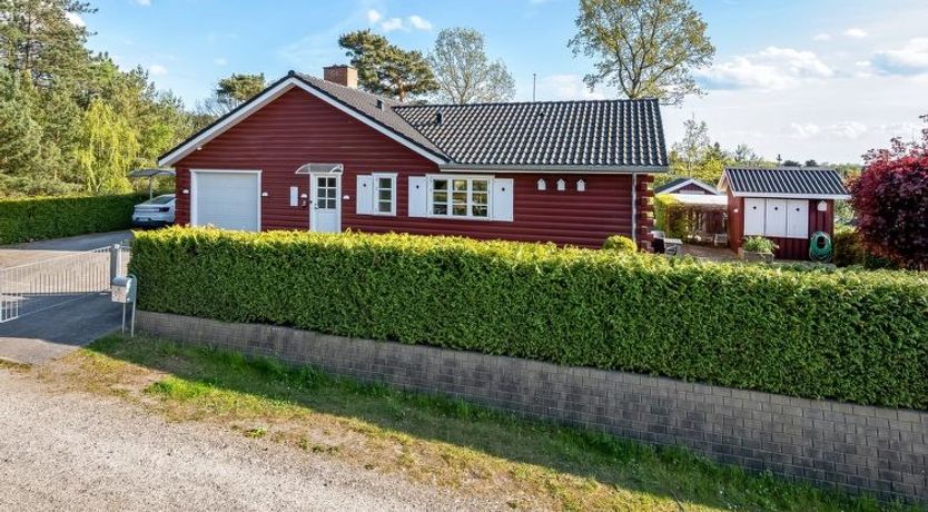 Photo of "Ingert" - 1km from the sea