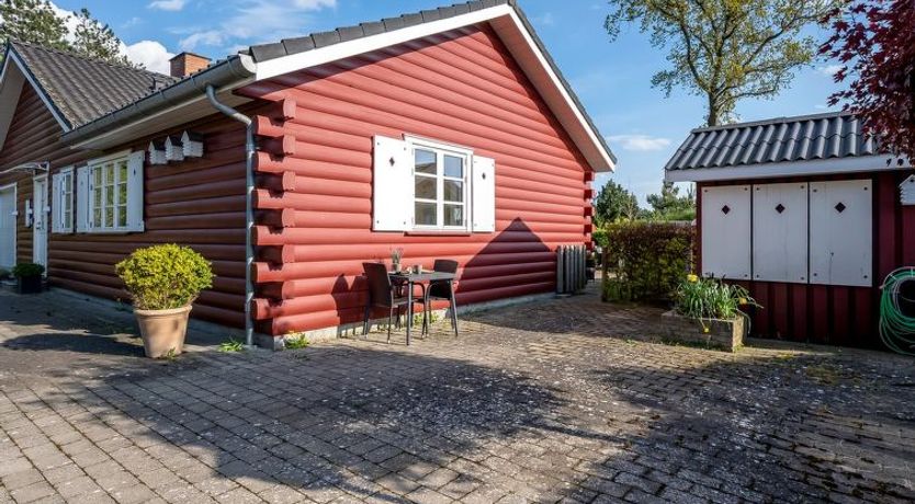 Photo of "Ingert" - 1km from the sea