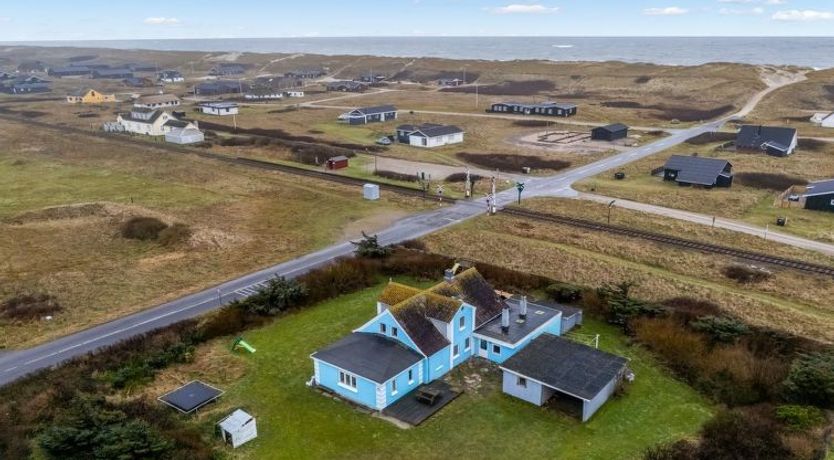 Photo of "Laurentia" - 200m from the sea