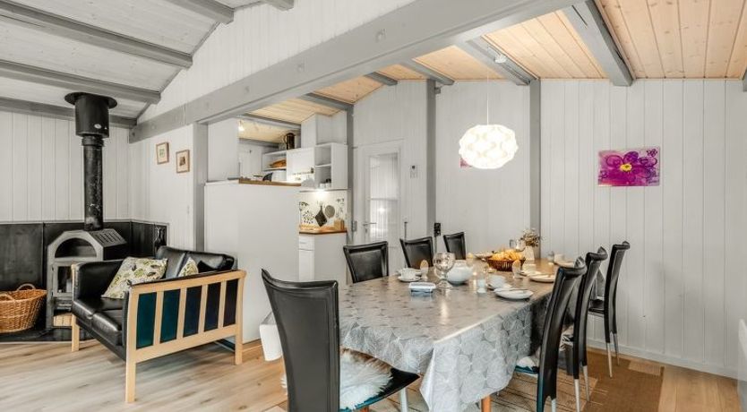 Photo of "Amaya" - 1km from the sea