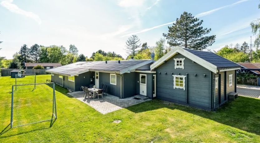 Photo of "Timao" - 750m from the sea