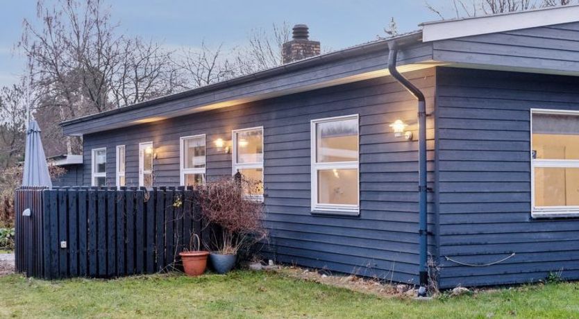 Photo of "Nayeli" - 1.2km from the sea