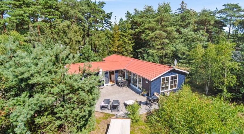 Photo of "Sylvie" - 400m from the sea