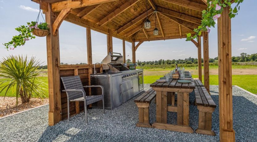 Photo of 7 Bed in Prees