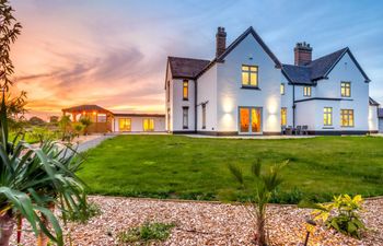 7 Bed in Prees Holiday Home