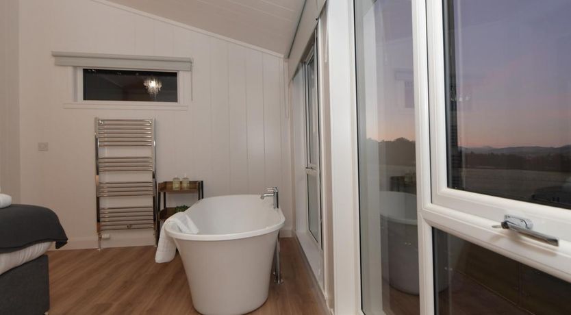 Photo of 1 Bed in Langbank