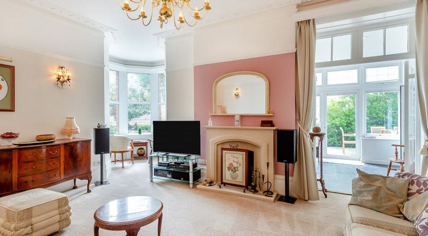 Photo of 2 Bed in Bexhill-on-Sea