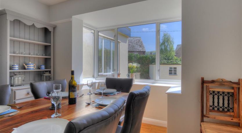 Photo of 2 Grange Villas