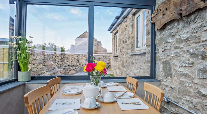 Photo of 2 Bed in Llannefydd