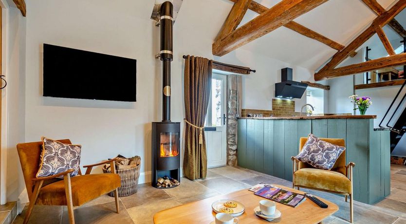 Photo of 2 Bed in Llannefydd