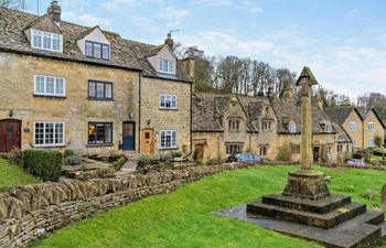 Cottage in Gloucestershire Holiday Home