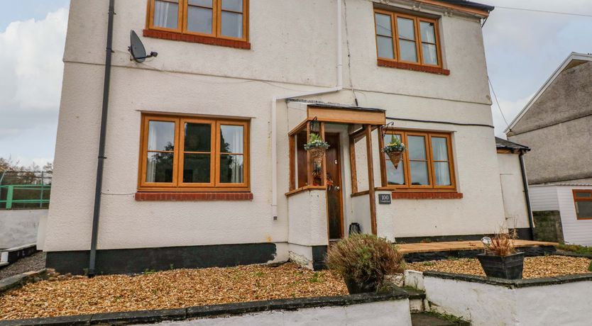 Photo of 100 Cwmphil Road
