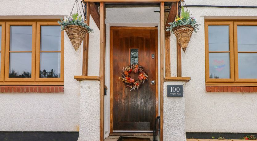 Photo of 100 Cwmphil Road