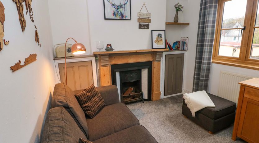 Photo of 100 Cwmphil Road