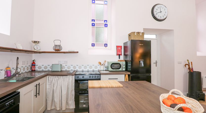 Photo of The Old Nant-y-Fflint Chapel