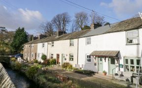 Photo of Cosy Logs Cottage