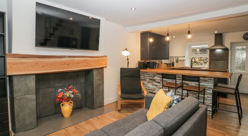 Photo of Cosy Logs Cottage