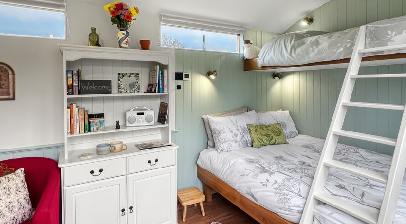 Photo of Foxgloves Hut, Brompton Regis