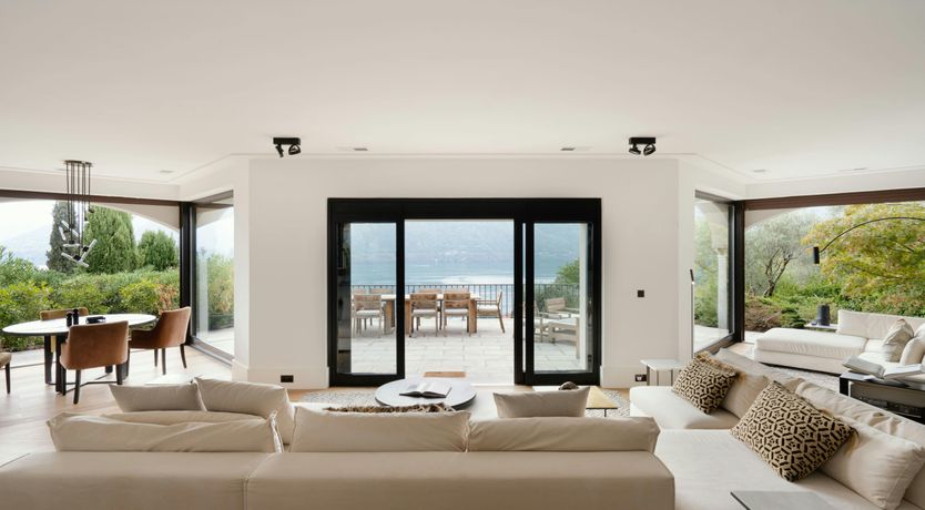 Photo of Lago & Montagne