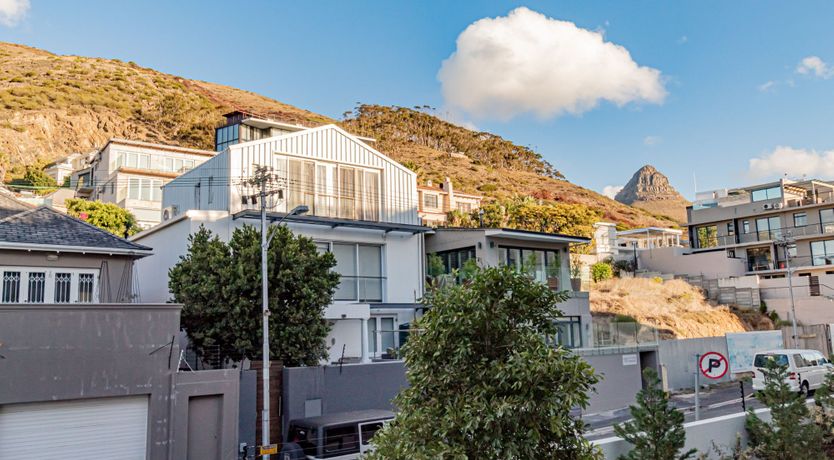 Photo of Lion Sunsets