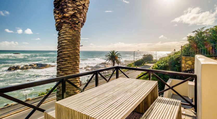 Photo of Infinite Number of Bays