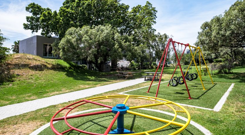 Photo of Eclectic City