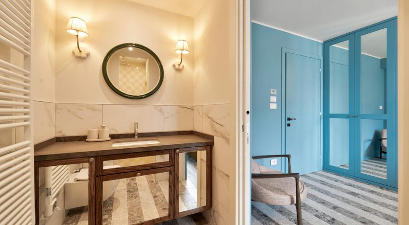 Photo of The Lake Embrace